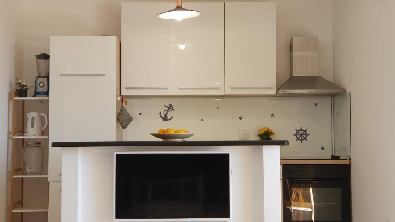 Apartman Petar Razanac Luaran gambar