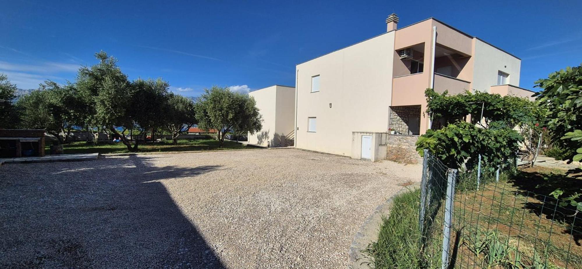Apartman Petar Razanac Luaran gambar